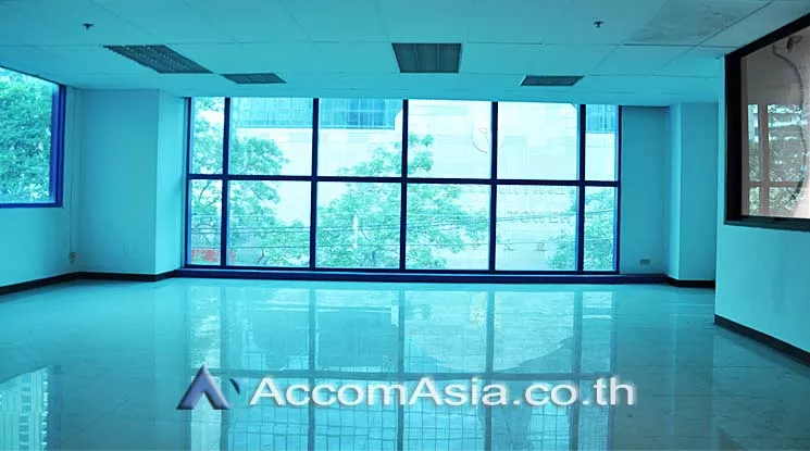  2  Office Space For Rent in Silom ,Bangkok BTS Surasak at S and B Tower AA10476
